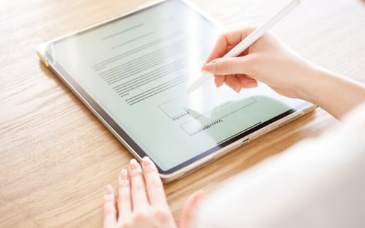 Elektroniska signaturer i offentliga upphandlingar – vad gäller enligt eIDAS?